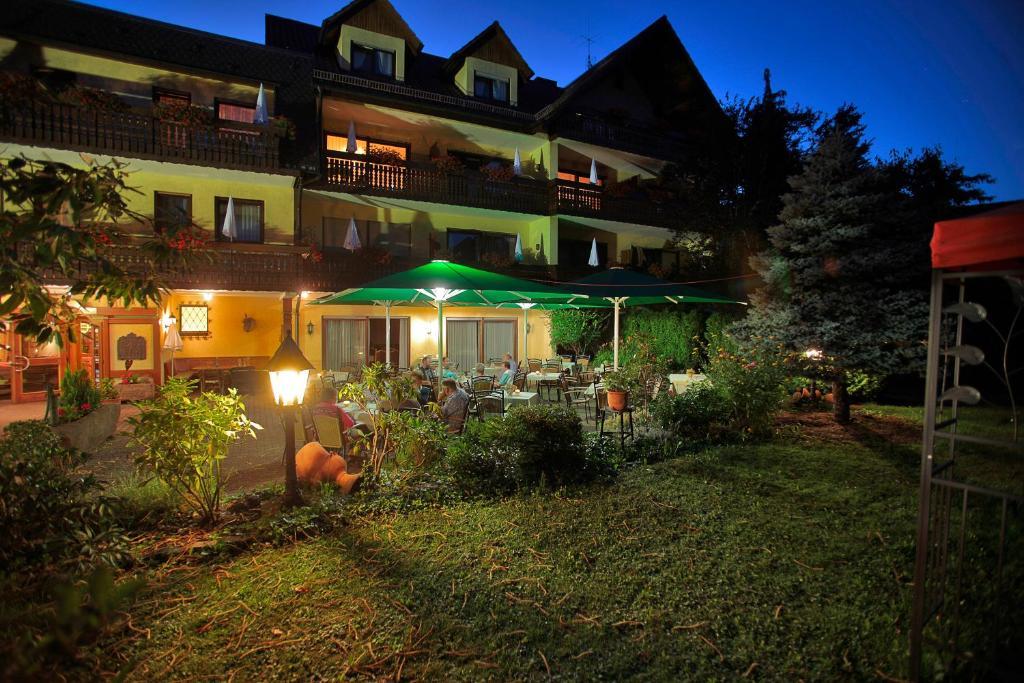 Ringhotel Garni Pflug Oberkirch  Ngoại thất bức ảnh