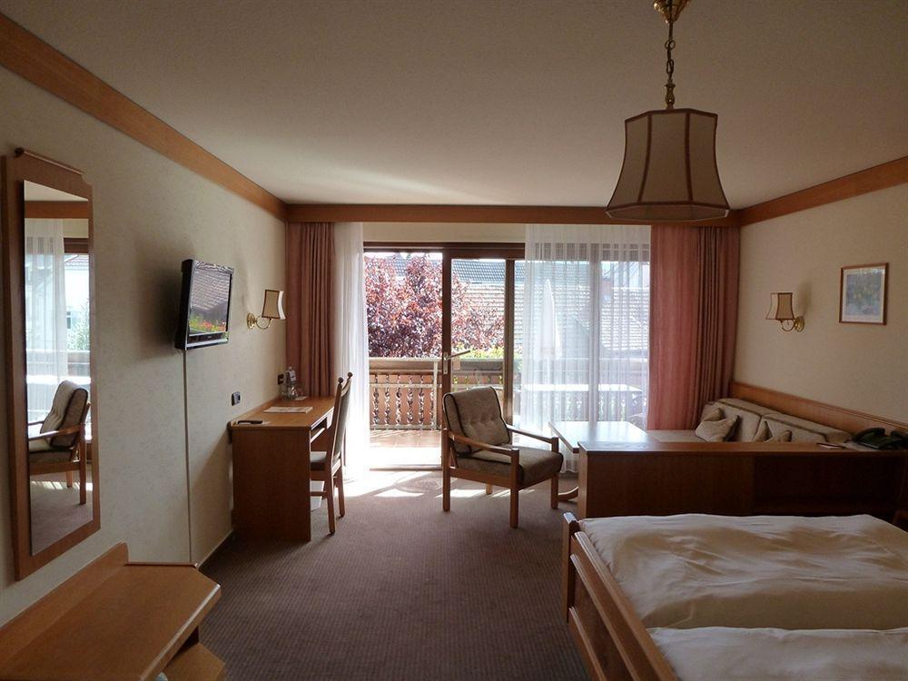 Ringhotel Garni Pflug Oberkirch  Ngoại thất bức ảnh